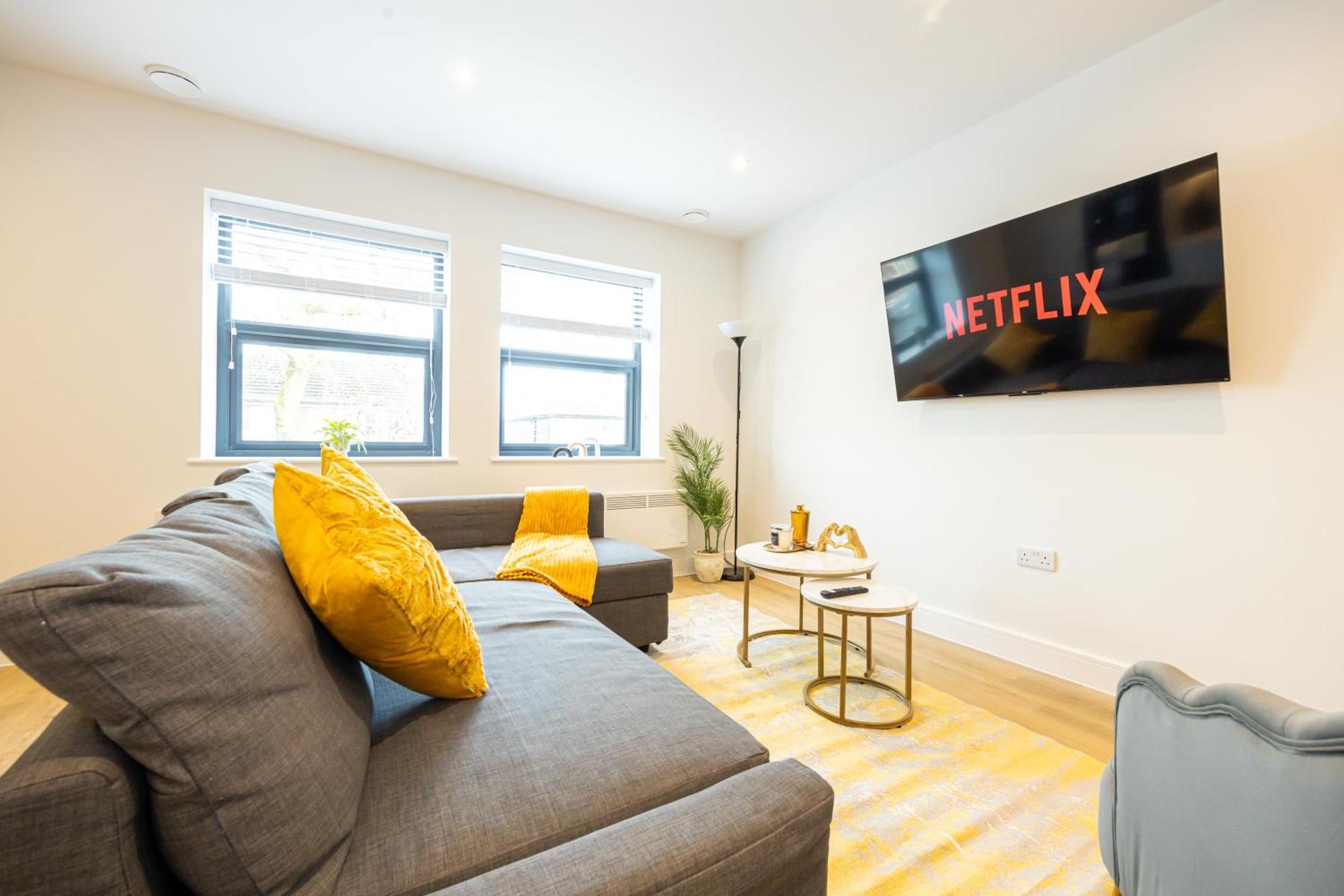 Modern 2 Bed Near Wythenshawe Hospital And Manchester Airport With Parking Exterior foto